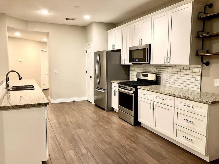 6315 Canyon Rock Way — Photo 13