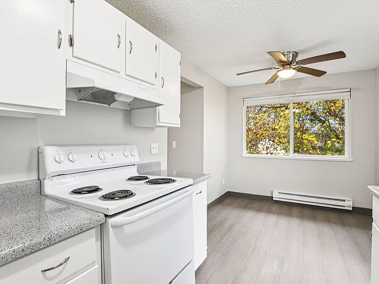 PARK PLACE APARTMENTS - YOUR HOME IS HERE! - UP TO 6 WEEKS FREE! — Photo 59