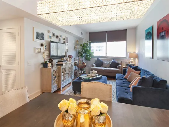 800 Jackson Street image 9 of 14