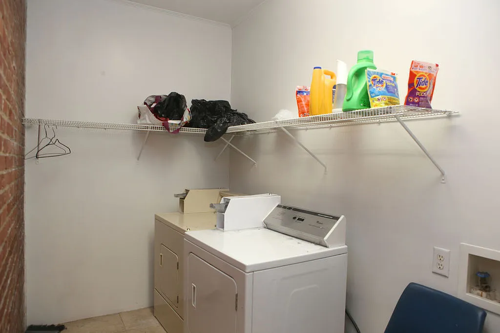 Studio, 450 sqft, $725 — Photo 2