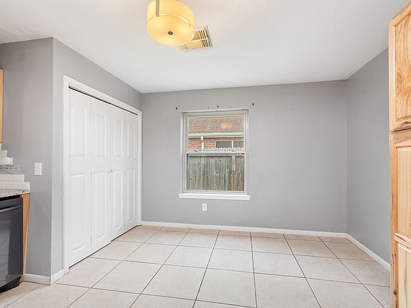 4th image of 12214 Bowsman Dr