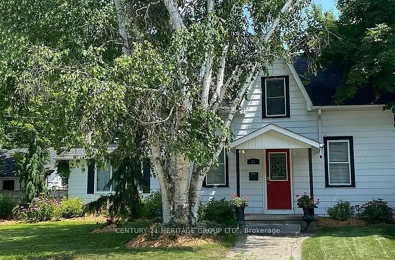 21 Victoria St #1 — Photo 1