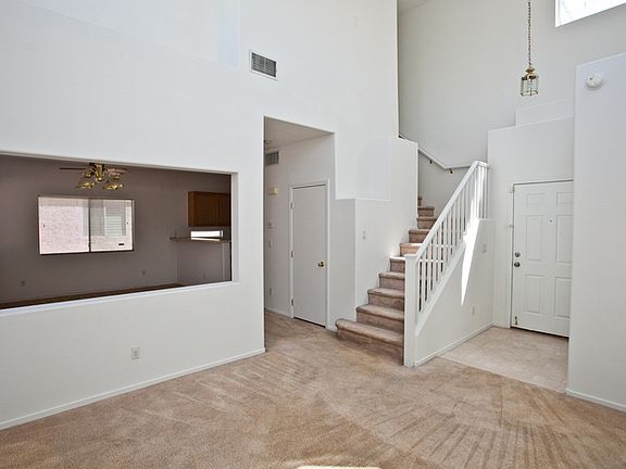 4th image of 1245 Orchard Valley Dr