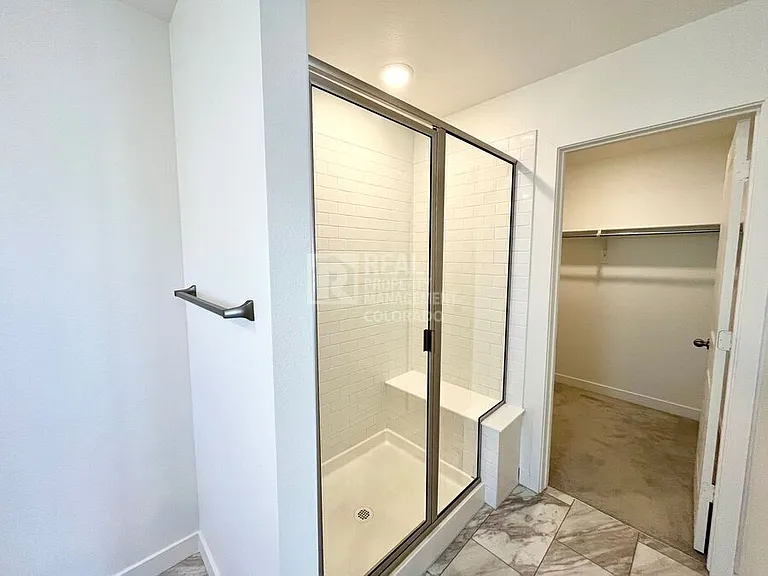 14833 Fairfax St — Photo 12