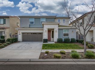 4236 Hillside Rd, Madera, CA 93636