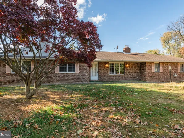 288 Middle Ave, Langhorne, PA 19047