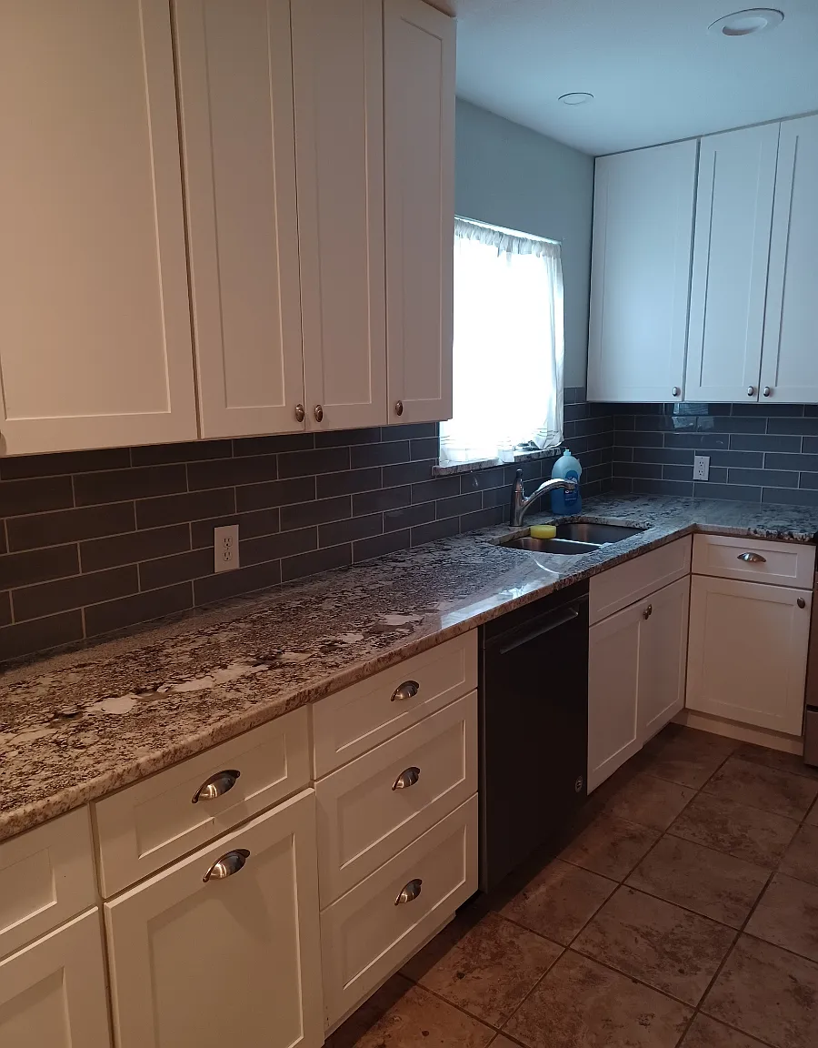 8707 Tradewind Dr — Photo 4