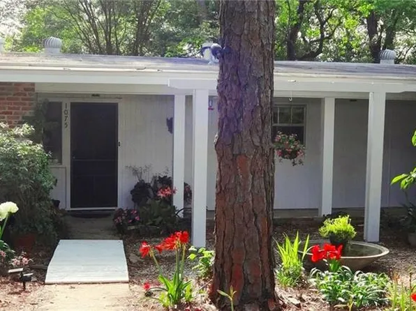1075 Zurich St, Mobile, AL 36608