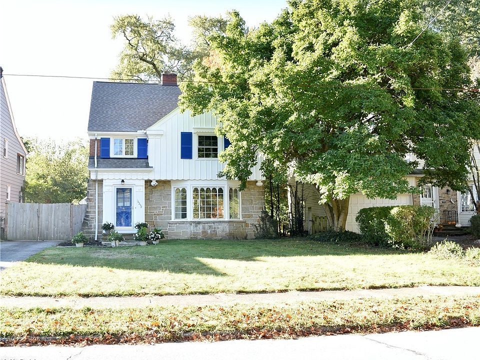 House on the Hill トップス　Checker 90 16252 Oakhill Rd, Cleveland Heights, OH 44112 | Zillow