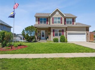205 19th St SW, Altoona, IA 50009