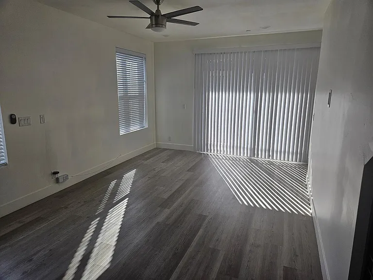 309 S Roosevelt St — Photo 12