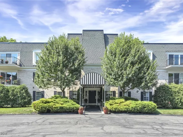 1851 King James Pkwy #322, Westlake, OH 44145