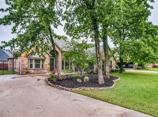 3405 Texas Trl, Hurst, TX 76054