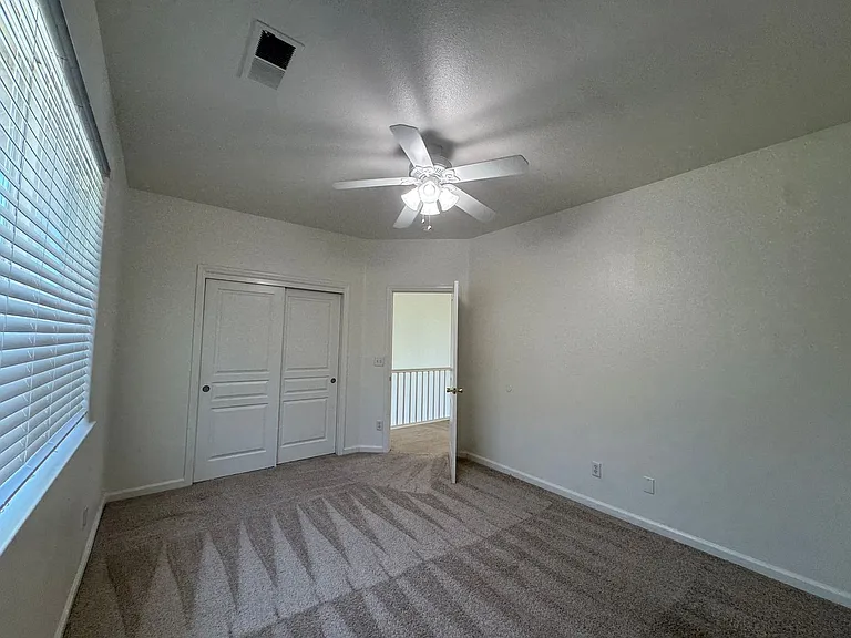 5781 E Kaviland Ave — Photo 32
