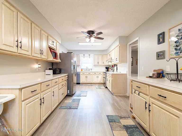 4610 Saddlehorn Trl — Photo 10
