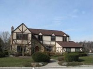 901 Ironbark Cir, Bryn Mawr, PA 19010