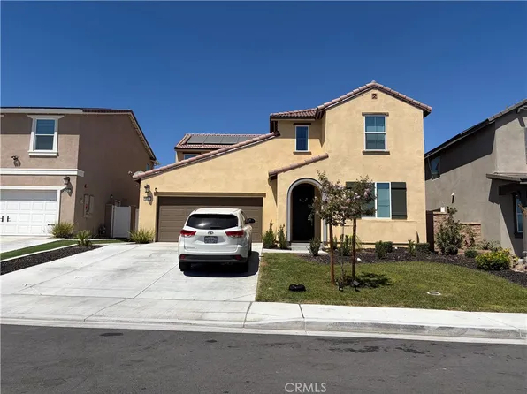 530 Cumberland Rd, Rialto, CA 92377