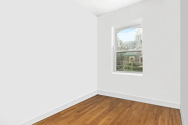 Rented by Corcoran | media 18