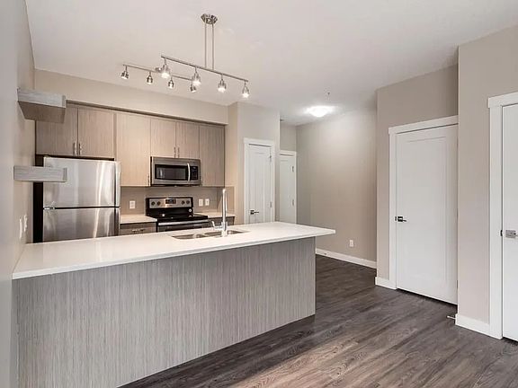 5th image of 1104 Windermere Way SW #1041909