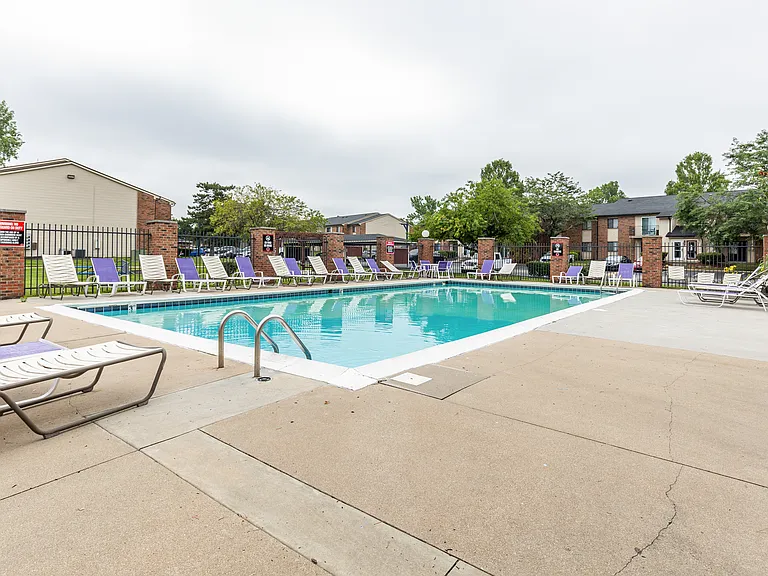 Emerson Village Apartments — Photo 27