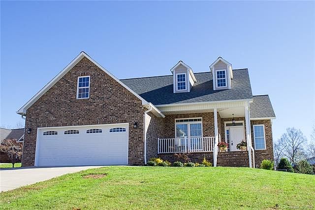 1st image of 106 Beechmont Dr