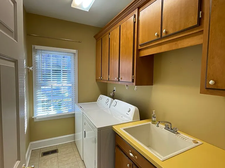 3602 French Woods Rd — Photo 10