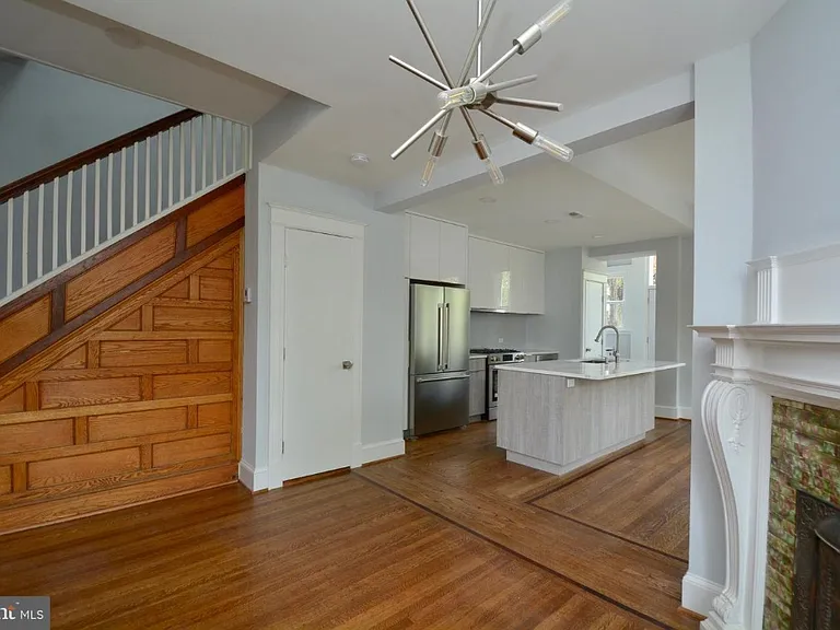 1724 2nd St NW #1 — Photo 9
