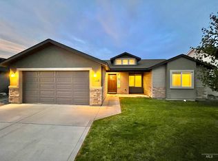 1082 Sunnybrook Ave, Twin Falls, ID 83301