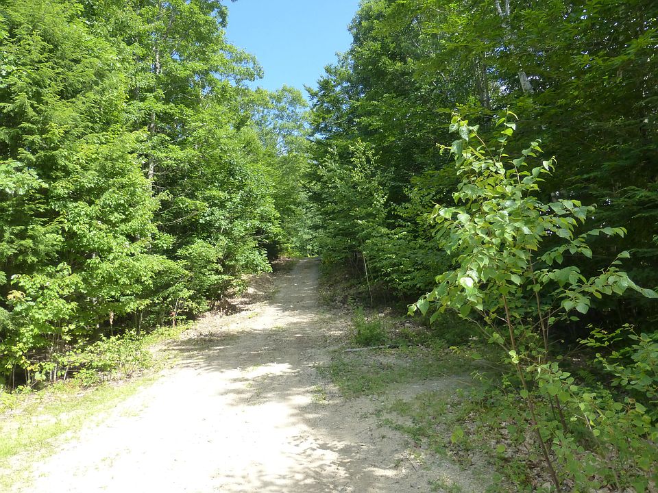 2nd image of 10-000031D Douglas Hill Road