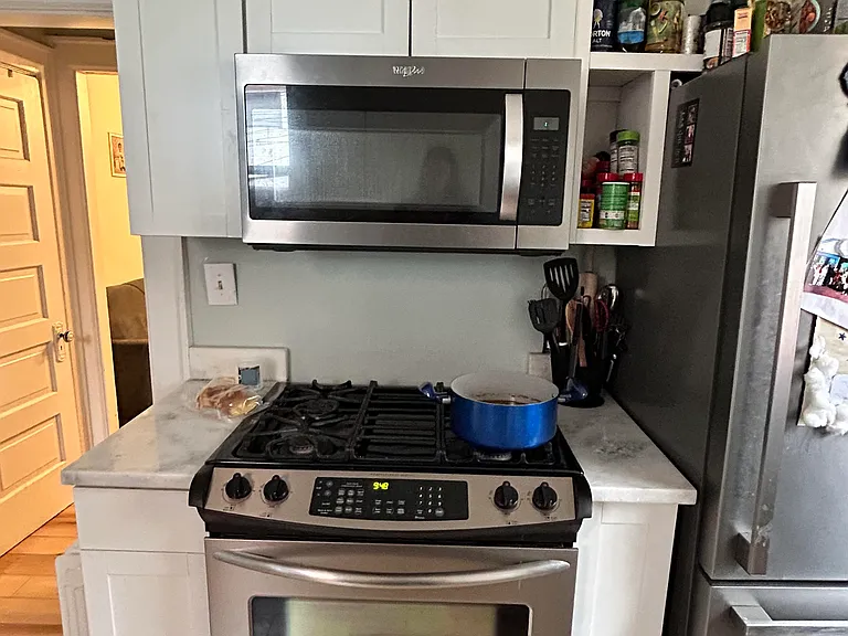 28 W Maynard Ave — Photo 2