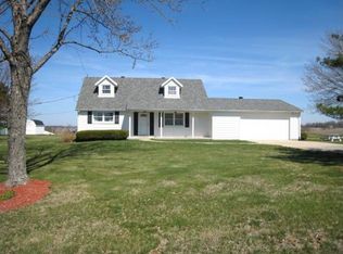 2320 E Jackson Rd, Springfield, OH 45502