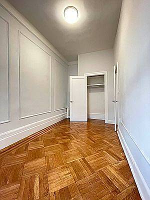 3rd image of 147 W 85th St APT 4f