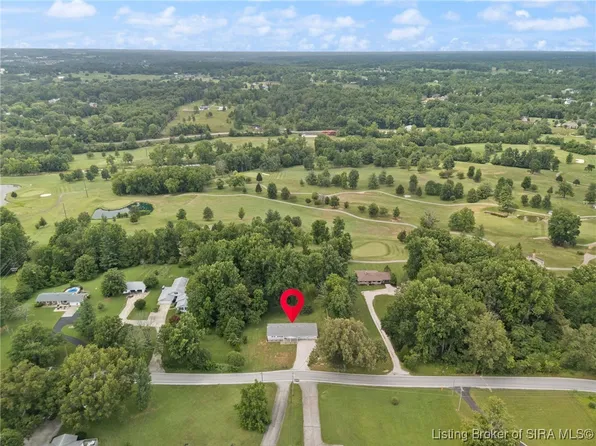 1050 Country Club Road NE, Corydon, IN 47112