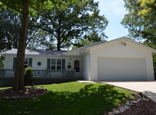 85 Marigold Ln, Lakeview, AR 72642