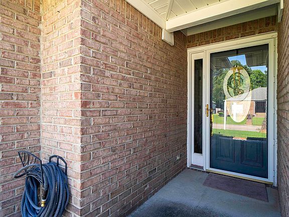 4th image of 5809 Stonearbor Pl