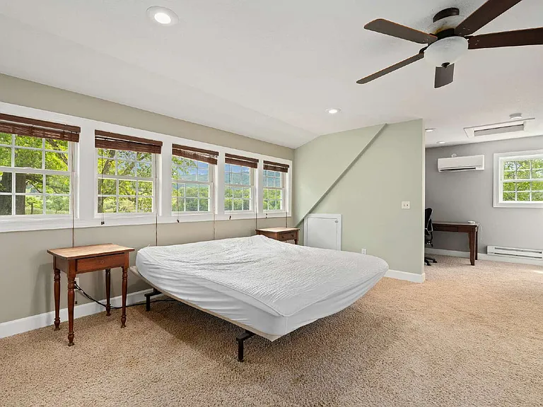 330 Sutton Branch Rd — Photo 12