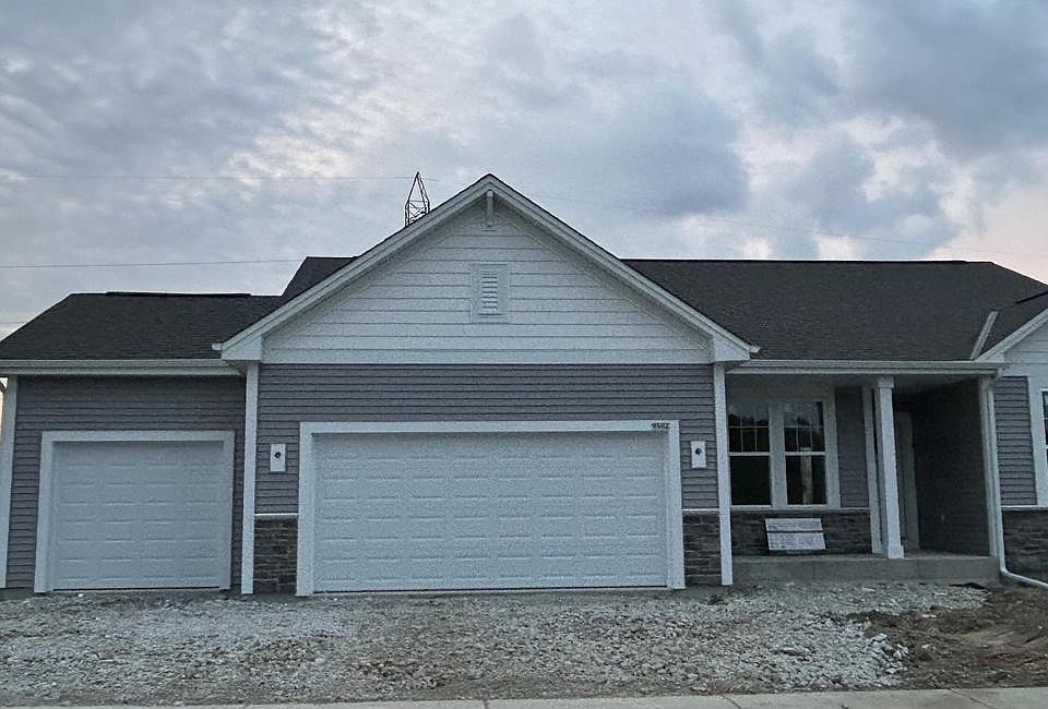 1st image of 9582 South Sophia COURT