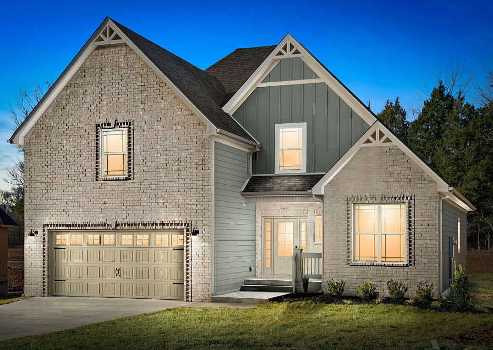 1st image of 131 Hereford Blvd