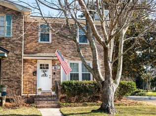 717 Harbor Ln, Mount Pleasant, SC 29464