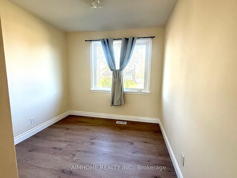 1298 Minden St #MAIN — Photo 6