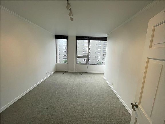 5th image of 2100 Saint Charles Ave APT 7J