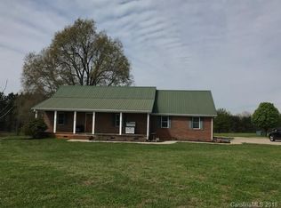 669 Mazeppa Rd, Mooresville, NC 28115