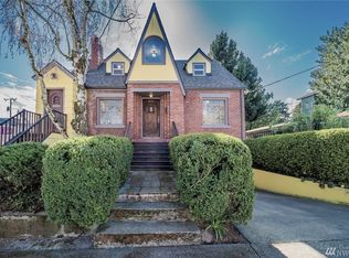 947 N 90th St, Seattle, WA 98103