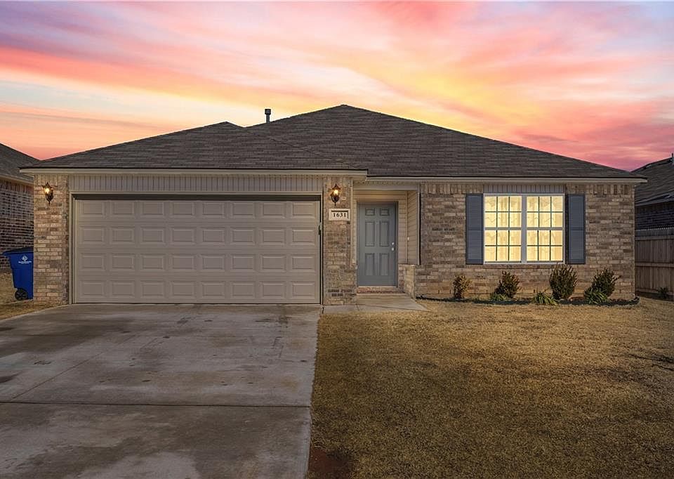 1st image of 1631 Lanesboro Cir