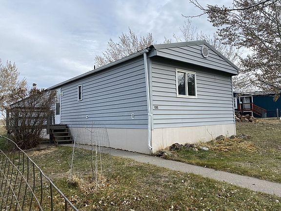 3rd image of 1633 Vista Dr