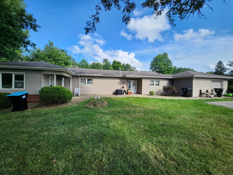 835 S Hermitage Rd #B