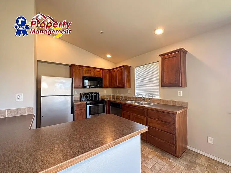 2997 W Acarrera Ln #11 — Photo 3