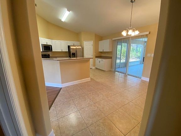 2nd image of 5 Renmont Pl