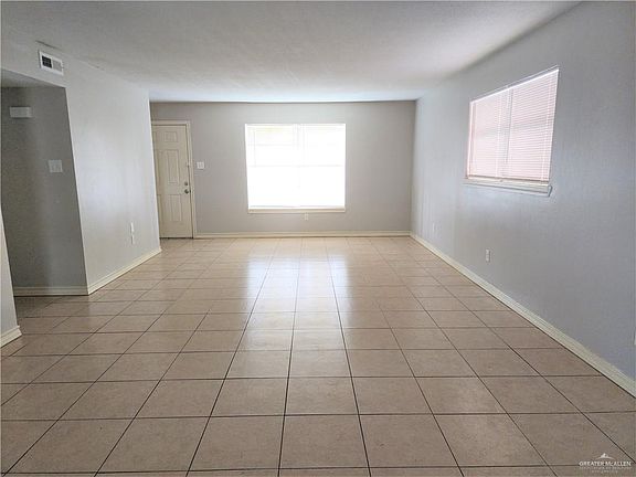 4th image of 1507 E Nolana Ave Unit 2