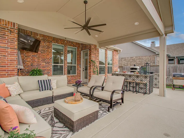 7111 Pondhawk Dr — Photo 38
